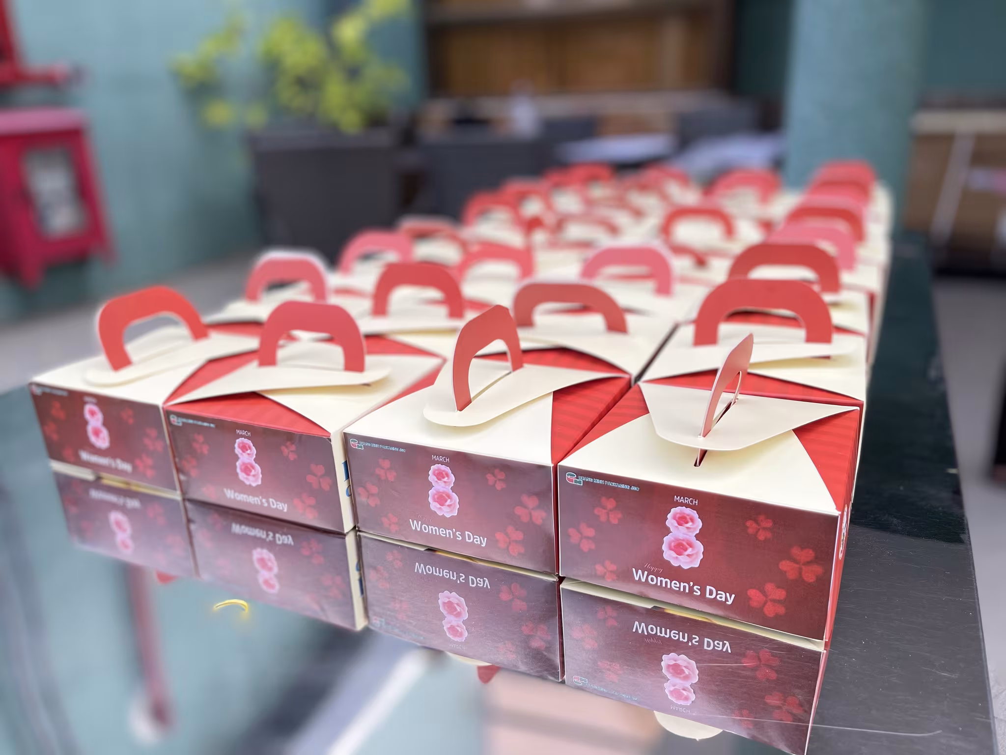 646568688 122229344294045704 7745370747597442468 n Chúc mừng Ngày Quốc tế Phụ nữ 8/3